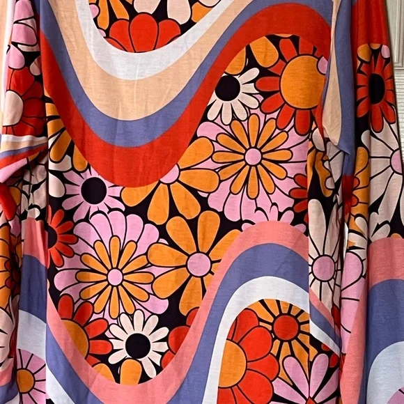 Bohemian Hippie Floral Long Sleeve Top - Picture 5 of 8